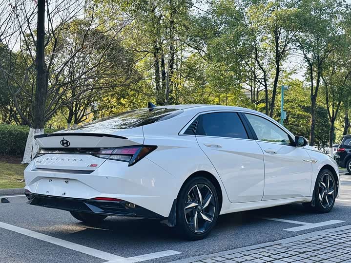 Фото 11 - Hyundai Elantra N line