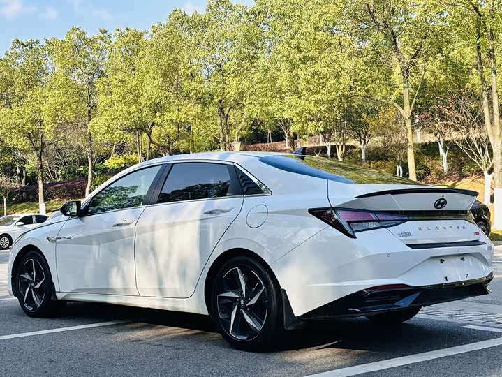 Фото 9 - Hyundai Elantra N line