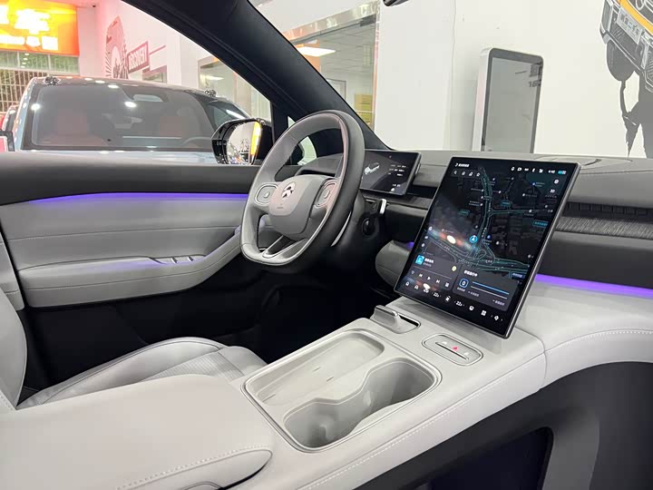 Фото 19 - Nio ES6