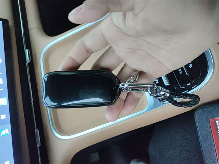 Фото 9 - Geely Galaxy Starship 7