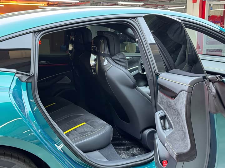 Фото 11 - Xiaomi SU7 Ultra