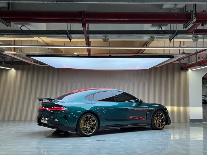 Фото 18 - Xiaomi SU7 Ultra