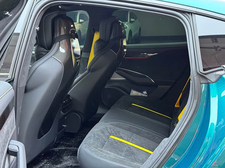 Фото 8 - Xiaomi SU7 Ultra