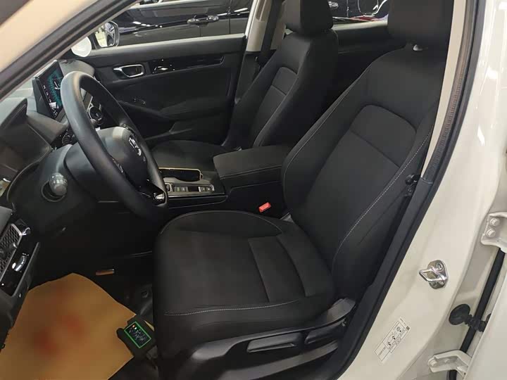 Фото 15 - Honda Civic