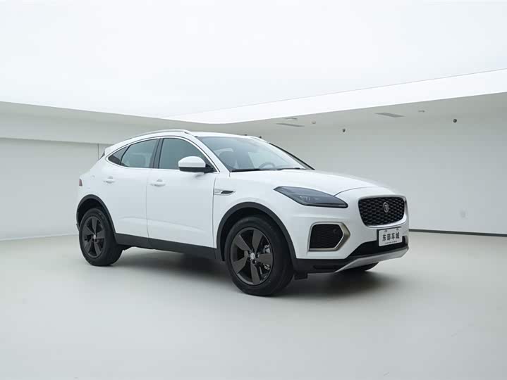 Фото 3 - Jaguar E-Pace