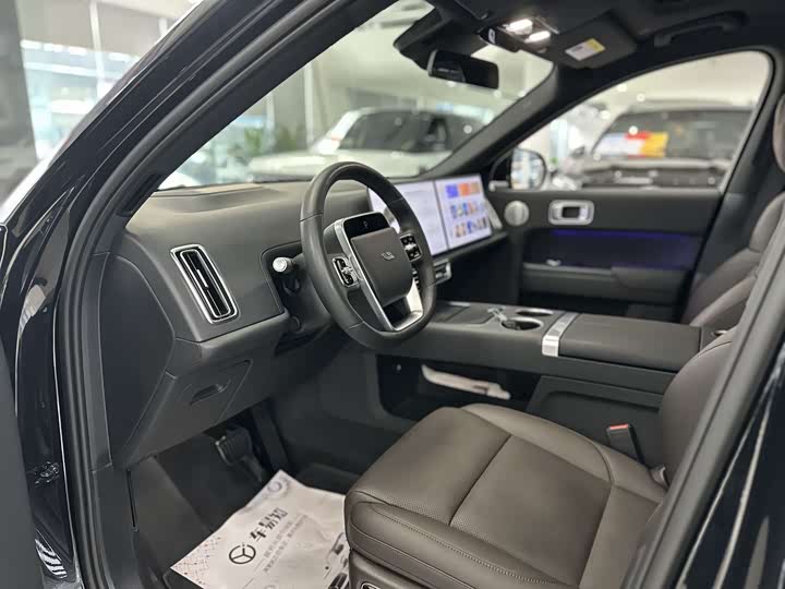 Фото 14 - LiXiang L9