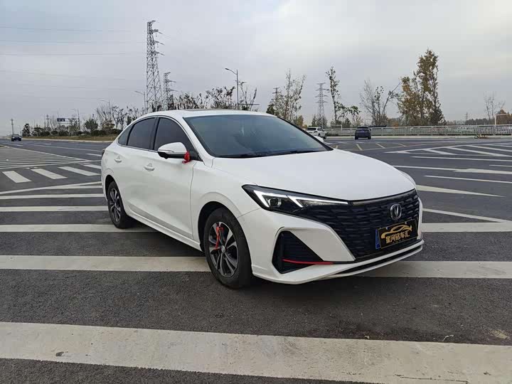 Фото 3 - Changan Eado Plus