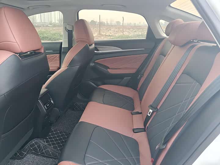 Фото 6 - Changan Eado Plus