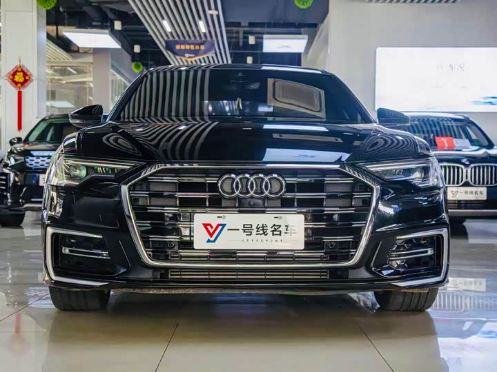 Фото 2 - Audi A6L