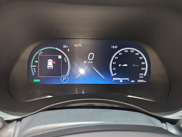 Фото 12 - Toyota Crown Kluger