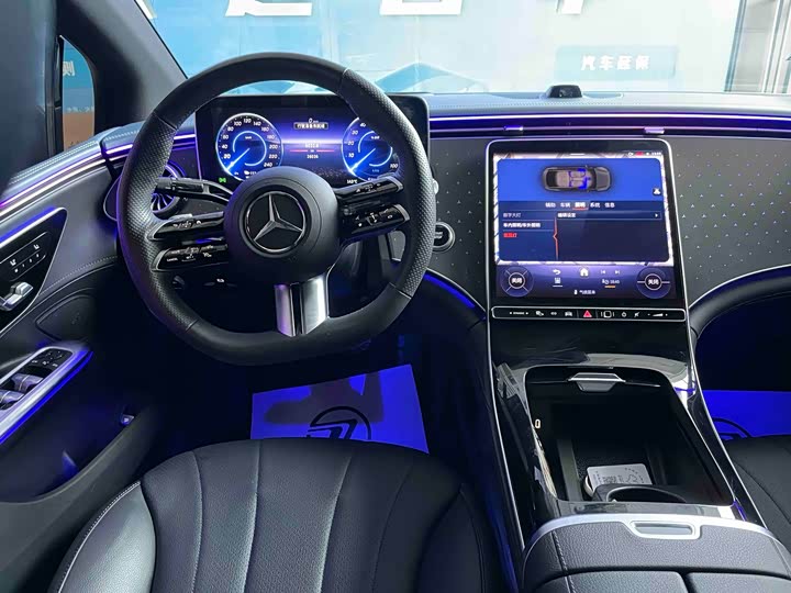 Фото 12 - Mercedes-Benz EQE