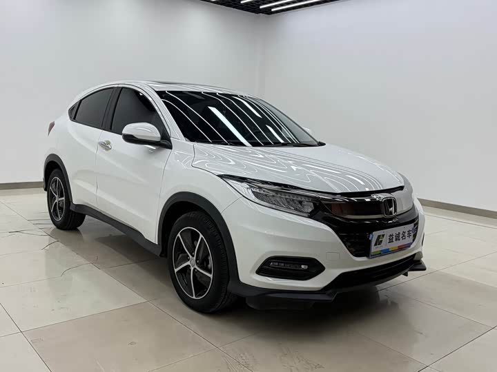 Фото 2 - Honda Vezel