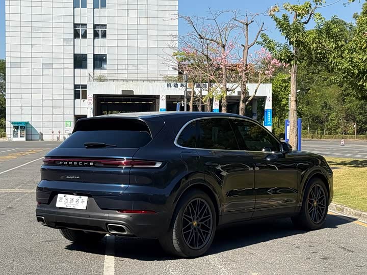 Фото 12 - Porsche Cayenne