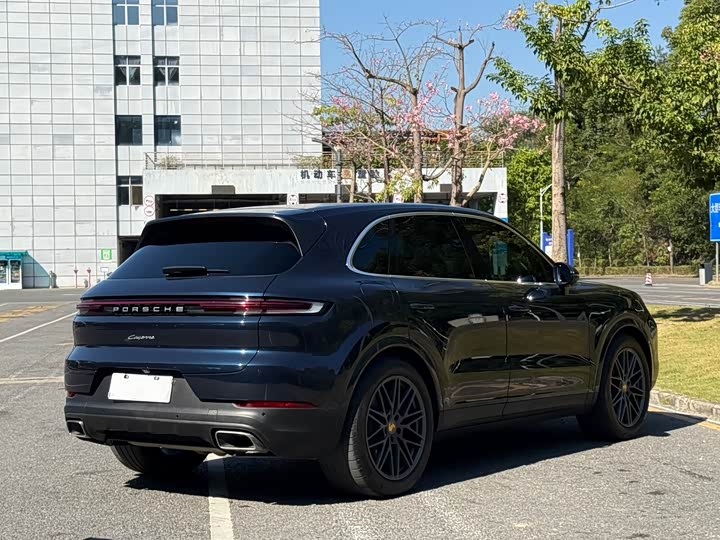 Фото 13 - Porsche Cayenne