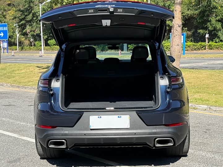 Фото 14 - Porsche Cayenne