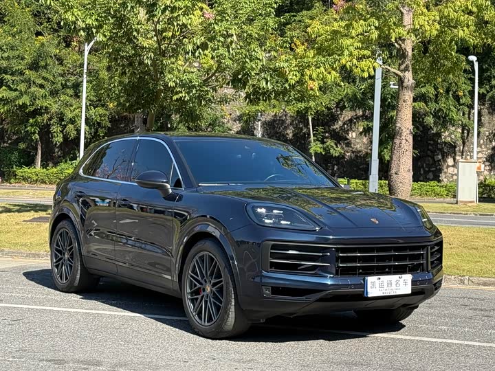Фото 2 - Porsche Cayenne