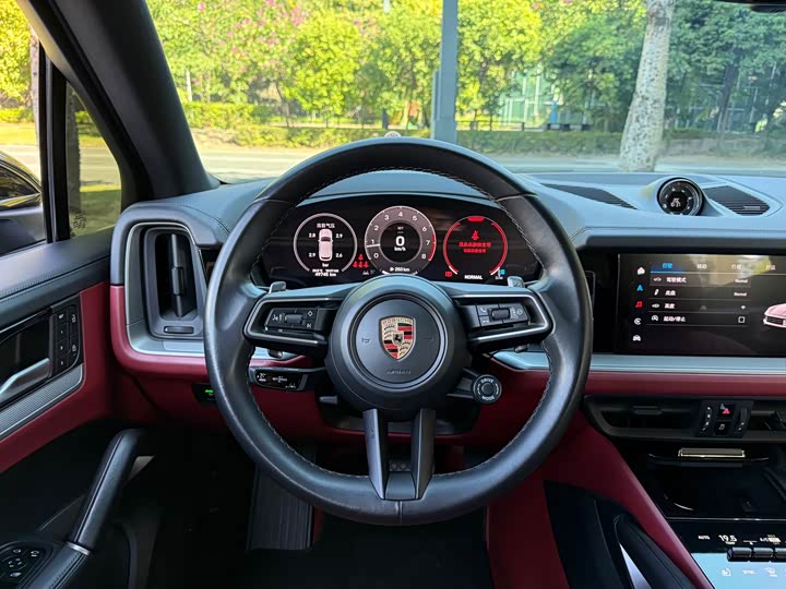 Фото 7 - Porsche Cayenne
