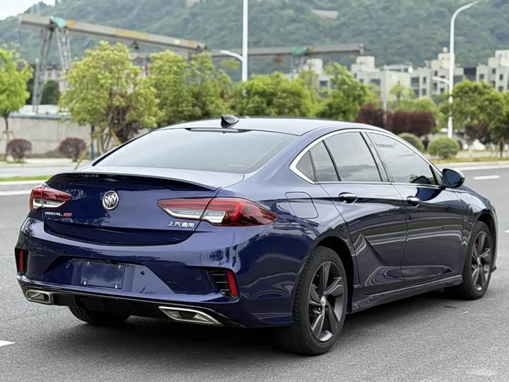 Фото 7 - Buick Regal