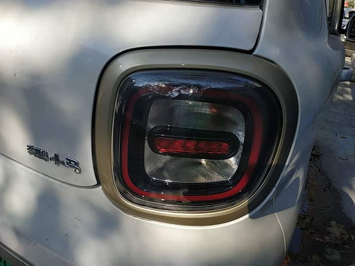 Фото 8 - Bestune Pony