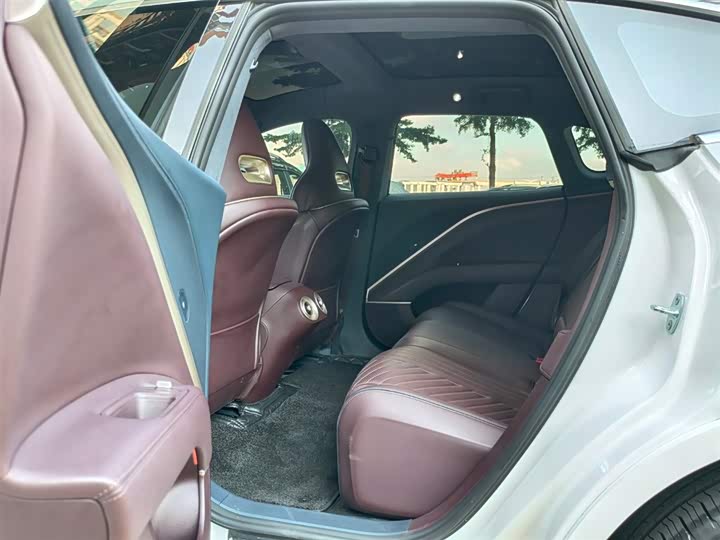 Фото 12 - Avatr 11