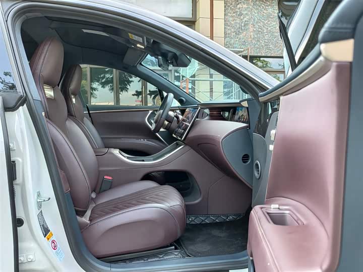 Фото 13 - Avatr 11