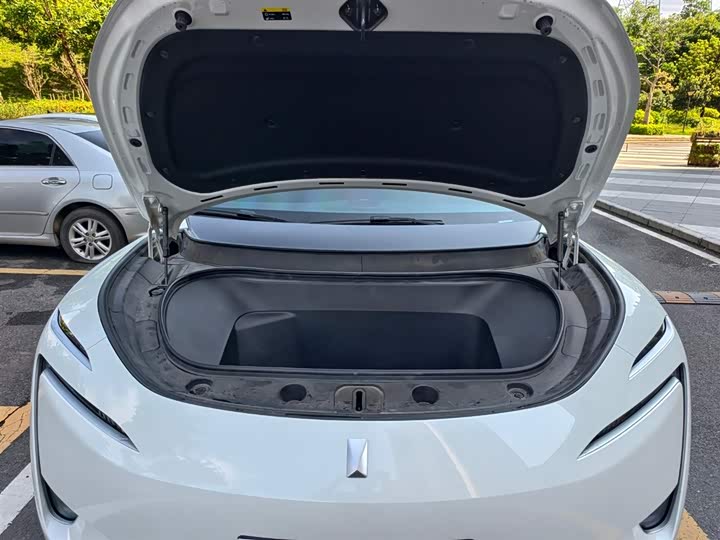 Фото 22 - Avatr 11