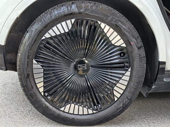 Фото 9 - Avatr 11