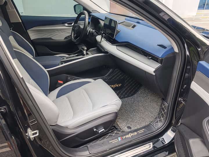 Фото 11 - Geely Preface