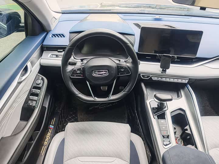 Фото 14 - Geely Preface