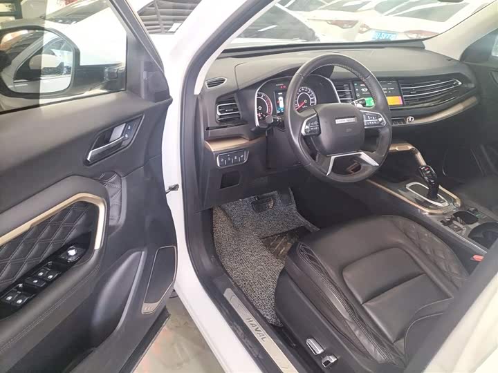 Фото 16 - Haval H6