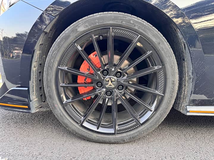 Фото 8 - Changan UNI-V