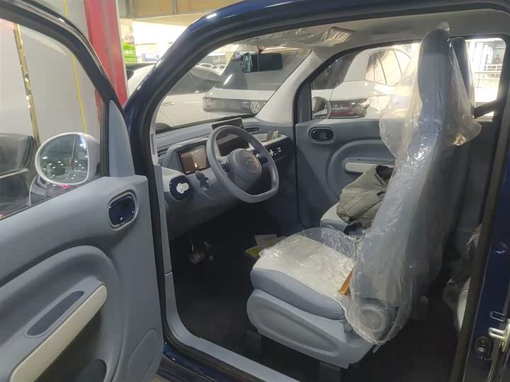 Фото 15 - Bestune Pony