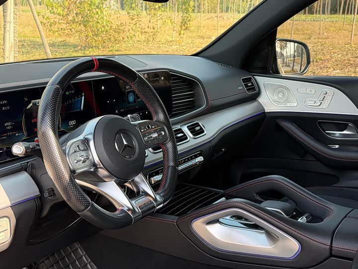 Фото 7 - Mercedes-Benz GLE-Class AMG