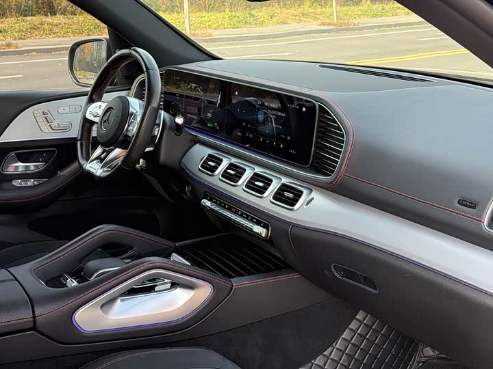 Фото 8 - Mercedes-Benz GLE-Class AMG