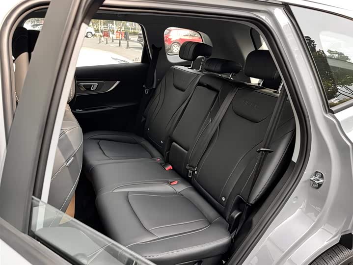 Фото 30 - Chery Tiggo 8 Pro Hybrid