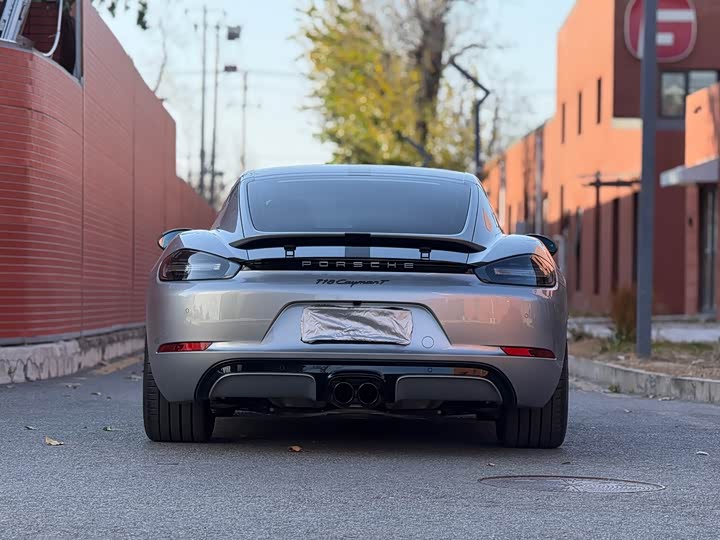 Фото 15 - Porsche 718