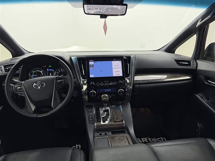 Фото 12 - Toyota Alphard