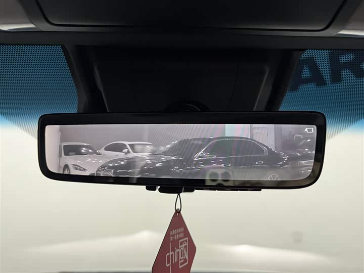 Фото 16 - Toyota Alphard