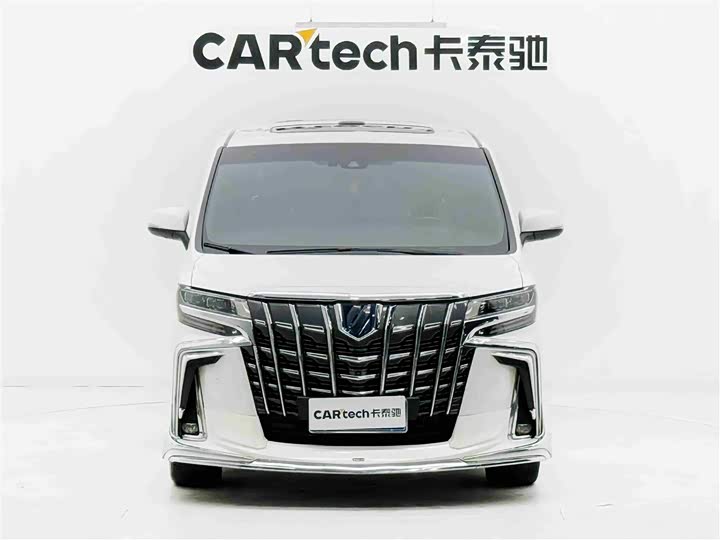 Фото 4 - Toyota Alphard