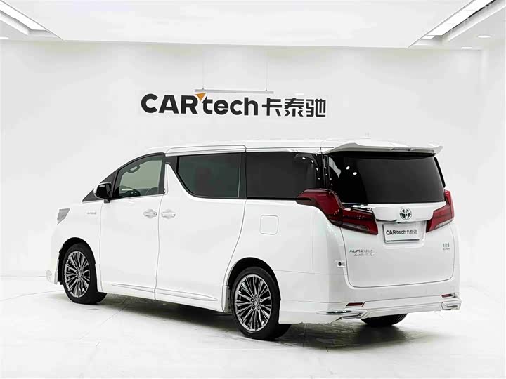 Фото 7 - Toyota Alphard