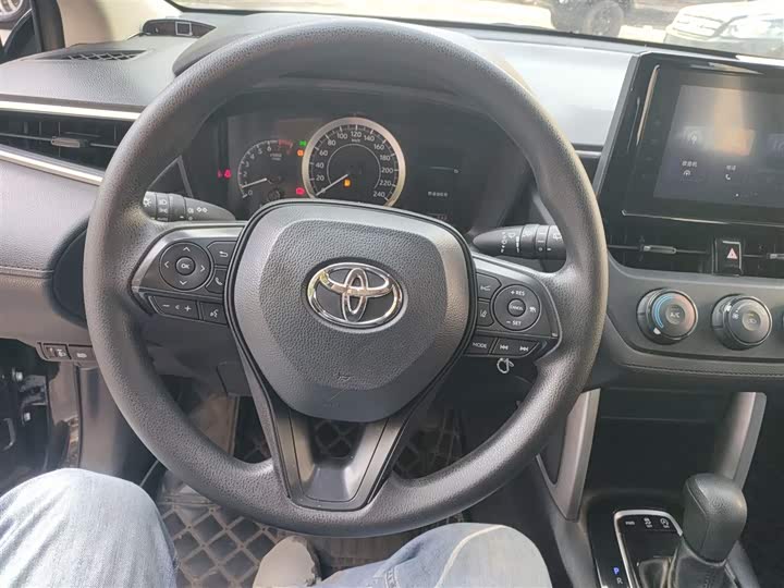 Фото 11 - Toyota Corolla Cross