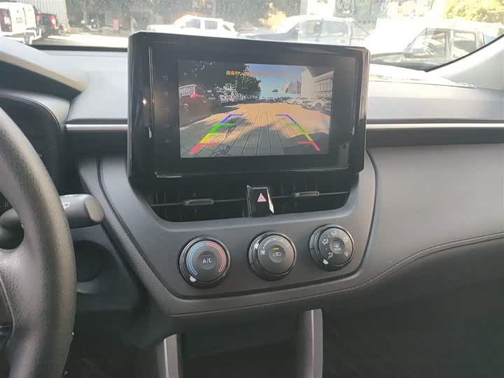 Фото 13 - Toyota Corolla Cross