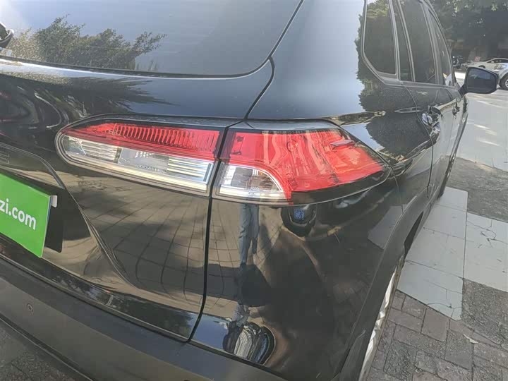 Фото 8 - Toyota Corolla Cross