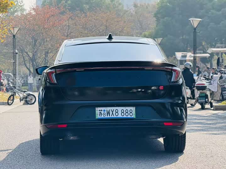 Фото 4 - BAIC Arcfox Alpha S