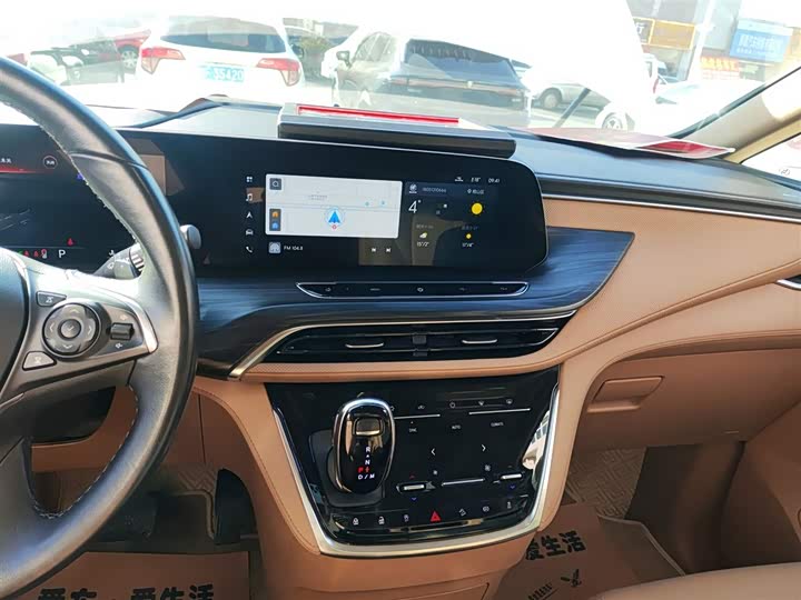 Фото 13 - Buick GL8 ES