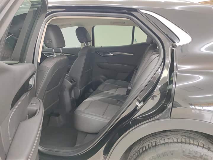 Фото 11 - Buick Envision Plus