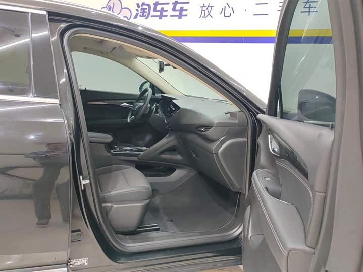 Фото 8 - Buick Envision Plus