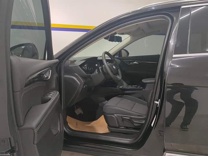 Фото 9 - Buick Envision Plus