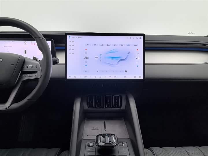 Фото 12 - BYD Song L