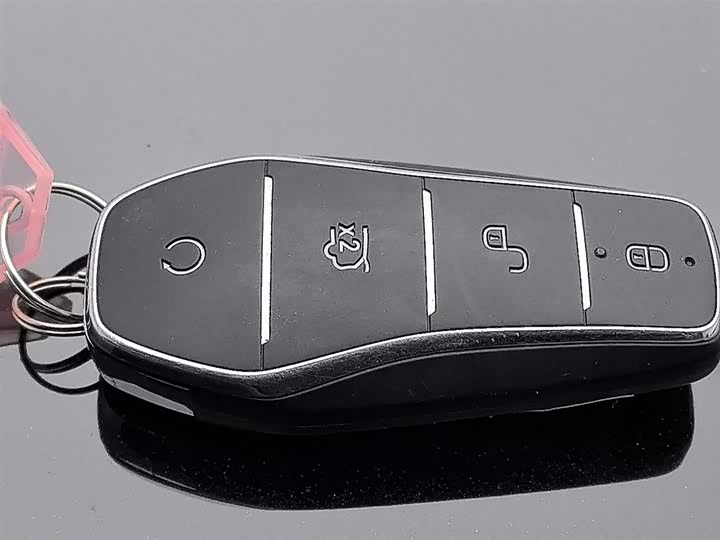 Фото 19 - BYD Song L